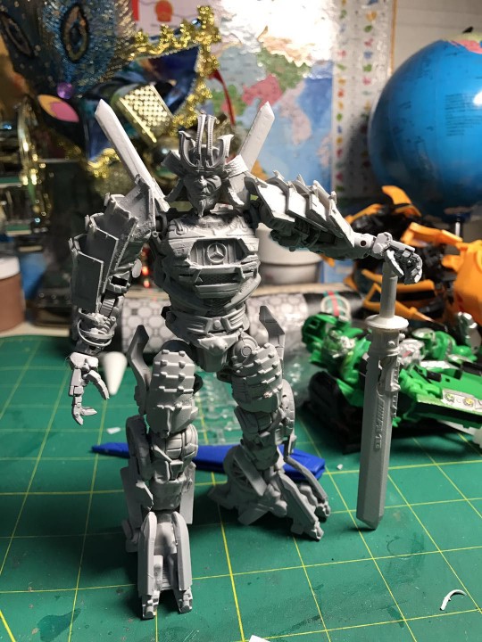 3D printing action figures
